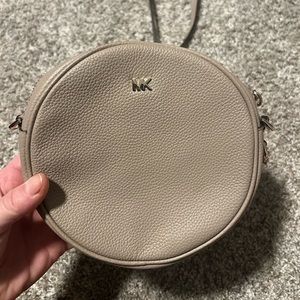 Michael Kors Crossbody Bag in great condition!